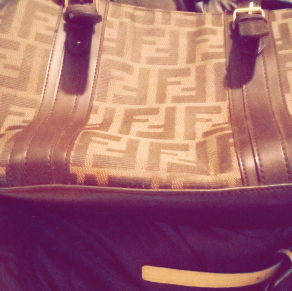 Authentic Fendi Purse - Picture 5 of 7